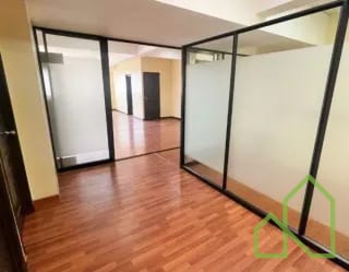 Oficina 93m2 en Alquiler en Torino 1 — Oficina en Alquiler en Torino, Zona 10, Guatemala, Ciudad — miniatura 4 de 6