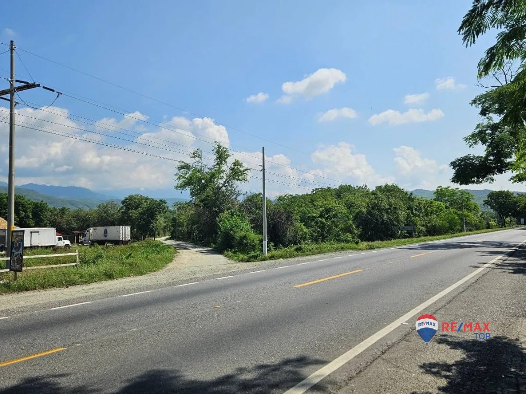 TERRENO COMERCIAL EN CARRETERA CA9 SAN CRISTÓBAL ACASAGUASTLAN - 2