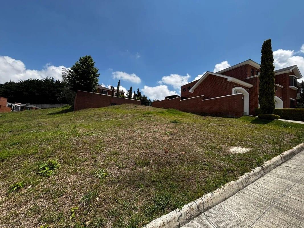 Km 16 Buena Fuente Lote de 1112 Vrs2 Semi plano — Terreno en Venta en Buena Fuente, Carretera a El Salvador, Guatemala, Ciudad — foto 3 de 4