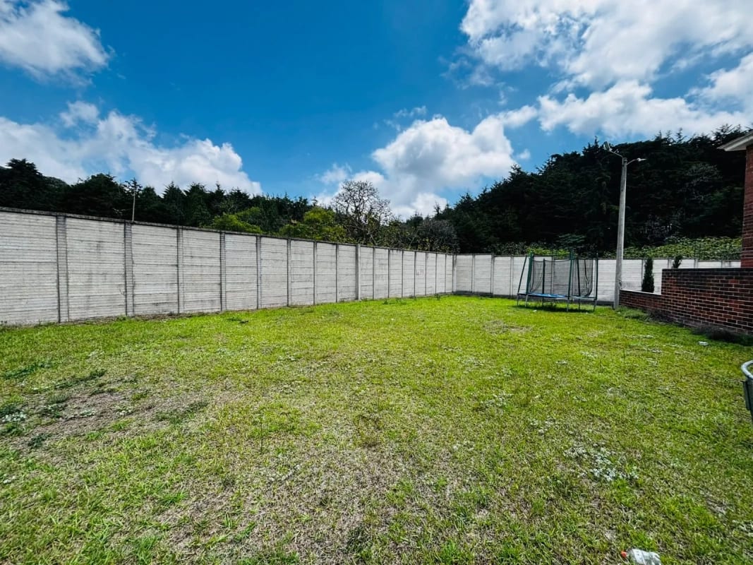 Km 16 Buena Fuente Lote de 700 Vrs2 Semi plano — Terreno en Venta en Buena Fuente, Carretera a El Salvador, Guatemala, Ciudad — foto 3 de 5