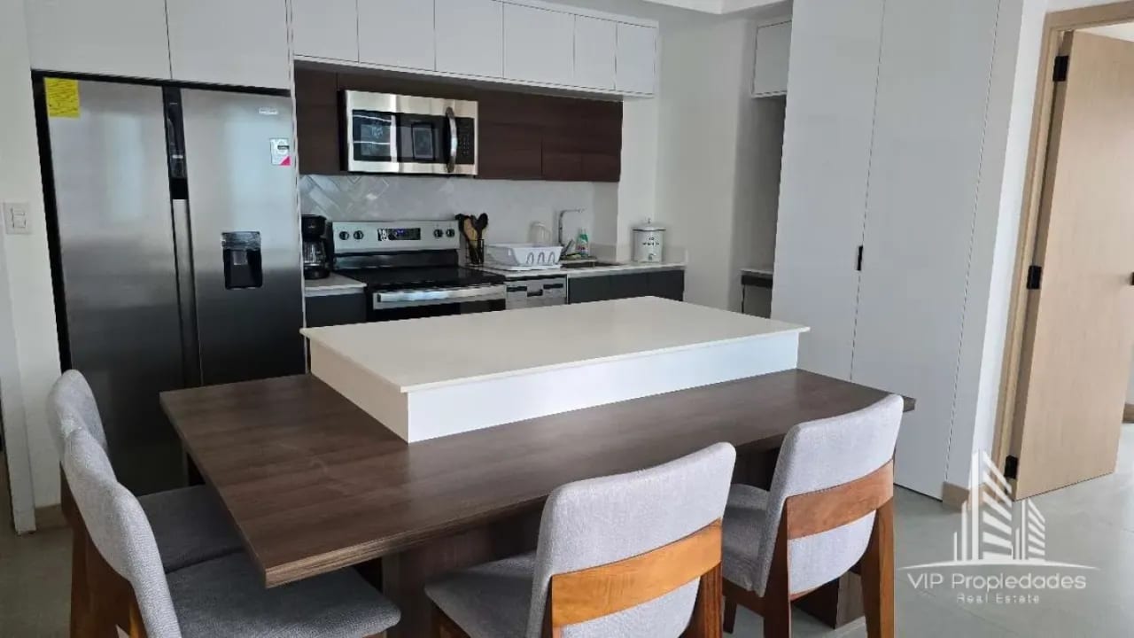 BONADIEZ, Z10. Apartamento amueblado y equipado en renta — Apartamento en Alquiler en Bonadiez, Zona 10, Guatemala, Ciudad — foto 1 de 13