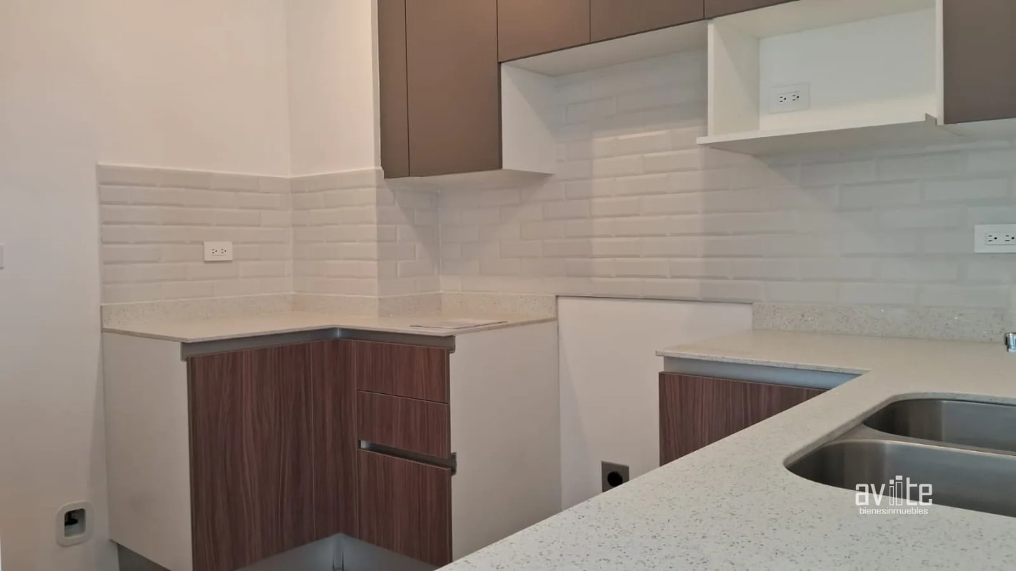 Condado Naranjo, NUVO, 3 habitaciones, sala familiar  Q6,000 manto.incluido - 8
