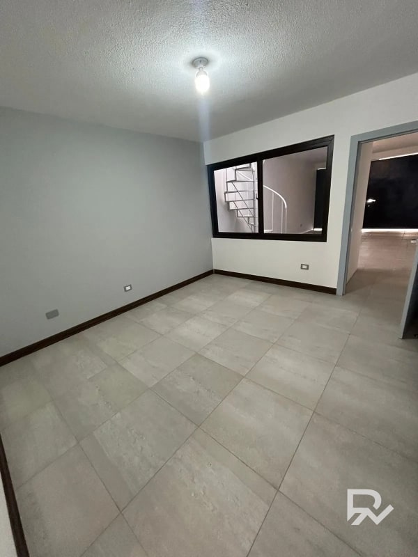 Venta de casa en CAES entrada San José Pinula, Los Manantiales - 4
