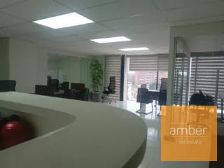 Oficina en 01010, Zona 10 — Oficina en Alquiler en Edificio 01010 (Cero Diez Diez), Zona 10, Guatemala, Ciudad — miniatura 4 de 7