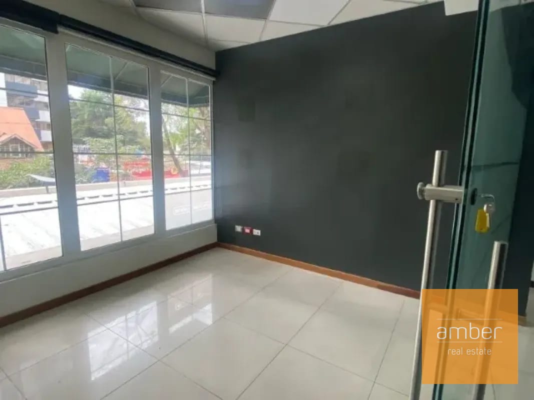 Oficina en Casa Veranda, Zona 10 — Oficina en Alquiler en Zona 10, Guatemala, Ciudad — foto 4 de 10