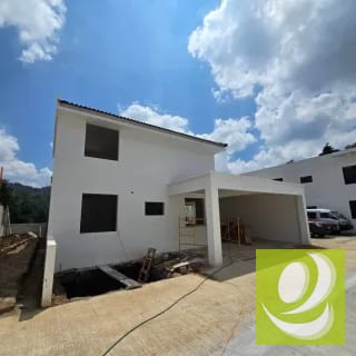 VENDO CASA NUEVA EN PIEDRA PARADA SANTA CATARINA PINULA — Casa en Venta en Carretera a El Salvador, Guatemala, Ciudad — miniatura 3 de 9