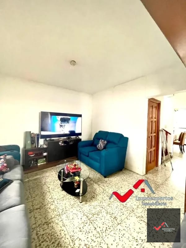Casa en Venta San Cristóbal, Zona 8 de Mixco – Sector B1! — Casa en Venta en Zona 8 Mixco, Guatemala, Ciudad — foto 2 de 13