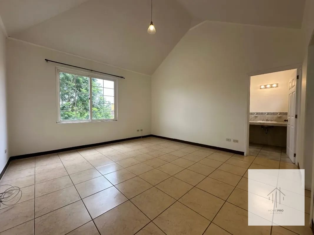 Casa en Venta en Fraijanes — Casa en Venta en Entreverdes, Carretera a El Salvador, Guatemala, Ciudad — foto 10 de 17