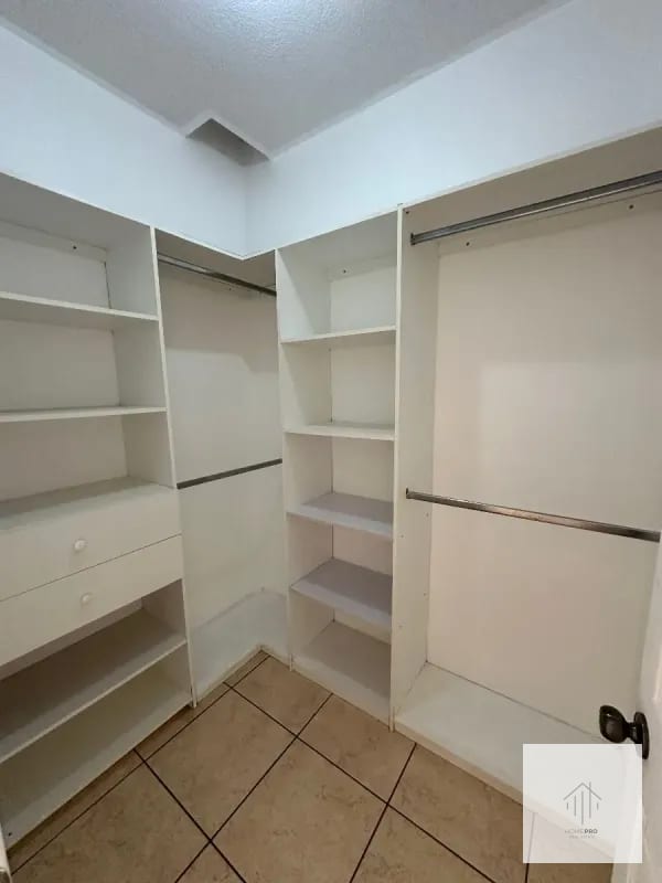 Casa en Venta en Fraijanes — Casa en Venta en Entreverdes, Carretera a El Salvador, Guatemala, Ciudad — foto 5 de 17