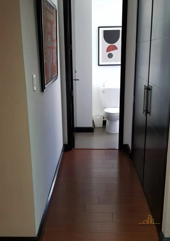 Apartamento amueblado en venta zona 10, cercano a los Próceres- - 5