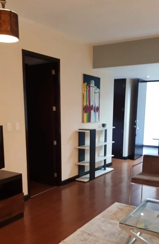 Apartamento amueblado en venta zona 10, cercano a los Próceres- - 4