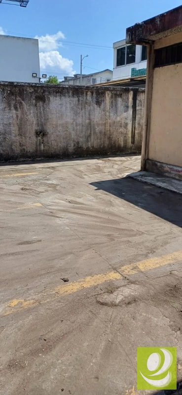 ALQUILO TERRENO COMERCIALSOBRE BULEVARD ZONA 15 - 4