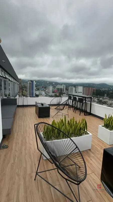 Lindo apartamento en renta en City Haus Zona 10 — Apartamento en Alquiler en City Haus, Zona 10, Guatemala, Ciudad — foto 3 de 15