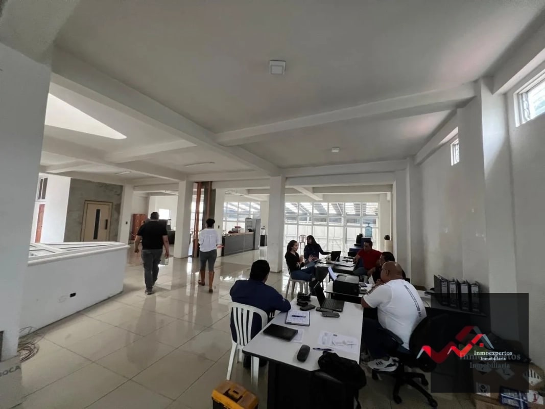 EDIFICIO EN RENTA CALZADA ROOSEVELT, ZONA 1 MIXCO - 2