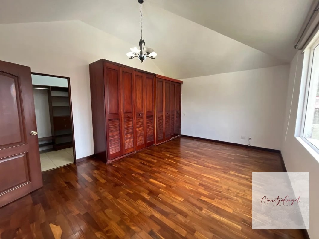 CASA EN VENTA EN LOS DIAMANTES CARRETERA A EL SALVADOR - 4