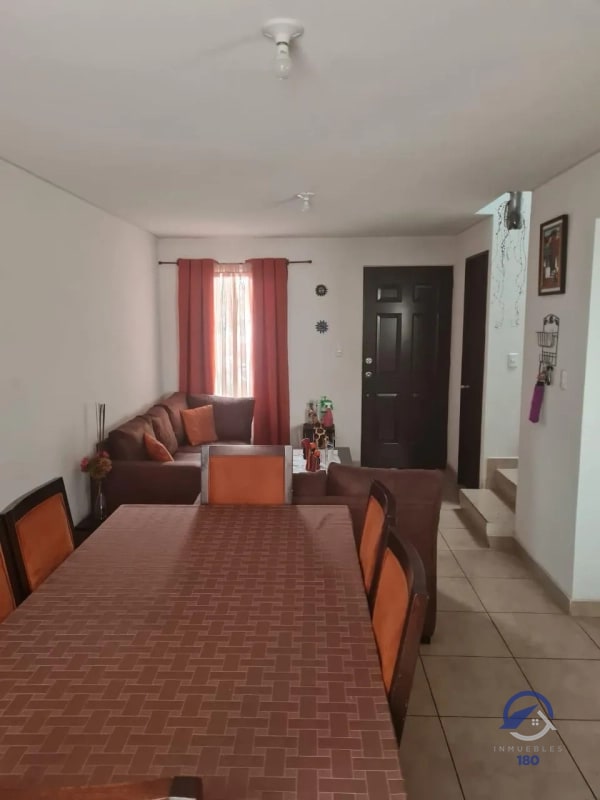 Casa en venta en Santa Rita 2, Villa Nueva - 10