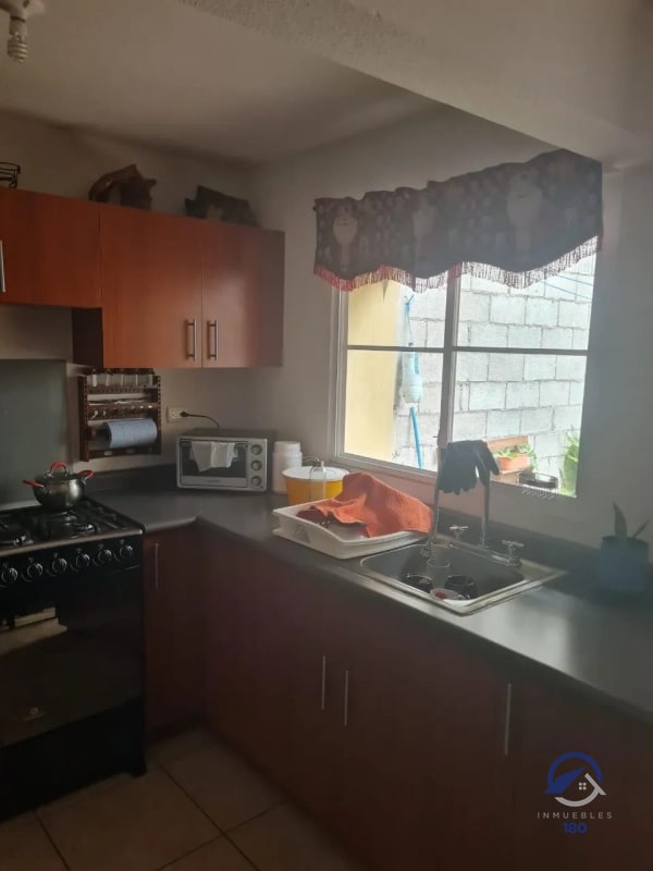 Casa en venta en Santa Rita 2, Villa Nueva - 9