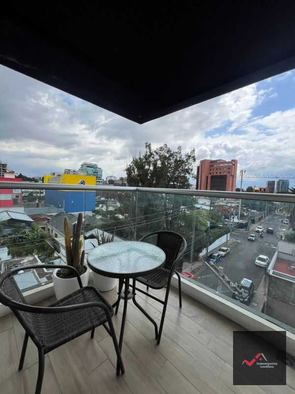 APARTAMENTO AMUEBLADO EN VENTA ZONA 10 - 13