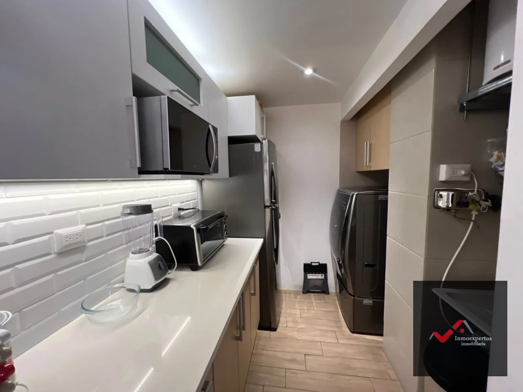 APARTAMENTO AMUEBLADO EN VENTA ZONA 10 - 10
