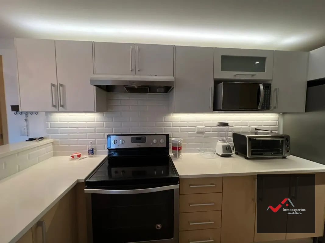 APARTAMENTO AMUEBLADO EN VENTA ZONA 10 — Apartamento en Venta en Zona 10, Guatemala, Ciudad — foto 7 de 14