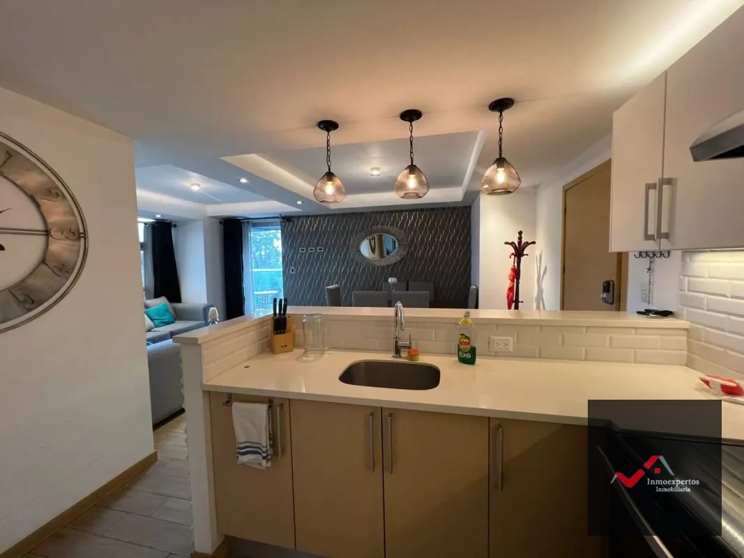 APARTAMENTO AMUEBLADO EN VENTA ZONA 10 — Apartamento en Venta en Zona 10, Guatemala, Ciudad — foto 4 de 14