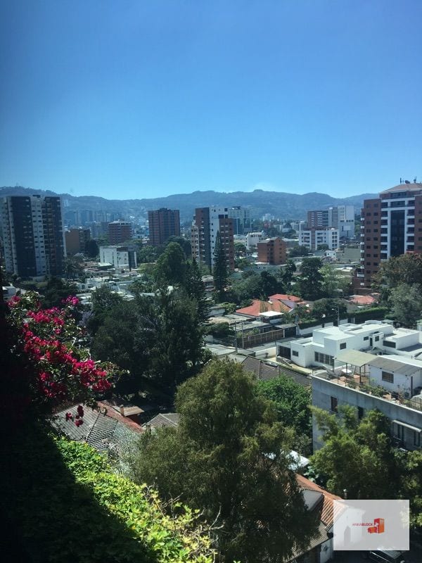 Penthouse amplio en renta — Apartamento en Alquiler en Plaza San Marco, Zona 10, Guatemala, Ciudad — foto 12 de 14