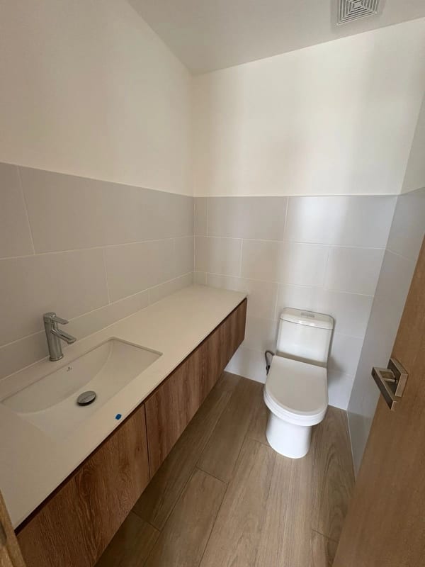 Apartamento en renta en Edificio de zona 10. Con cuarto de servicio! — Apartamento en Alquiler en Zona 10, Guatemala, Ciudad — foto 3 de 9