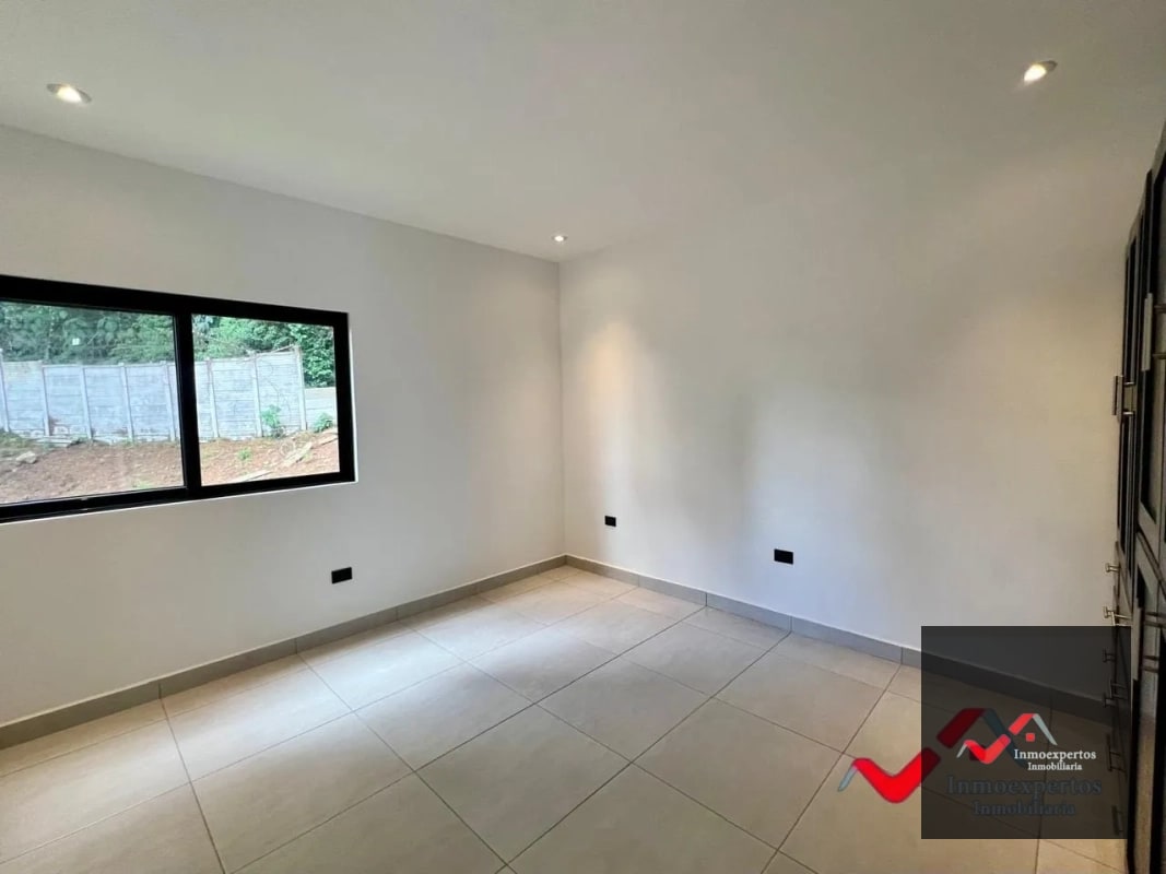 CASA EN VENTA ZONA 16 CARRETERA CRISTO REY PIEDRA PARADA, A 3 MINUTOS DE EL PULTE Y A UN COSTADO DE APARTAMENTOS NAGANO - 14