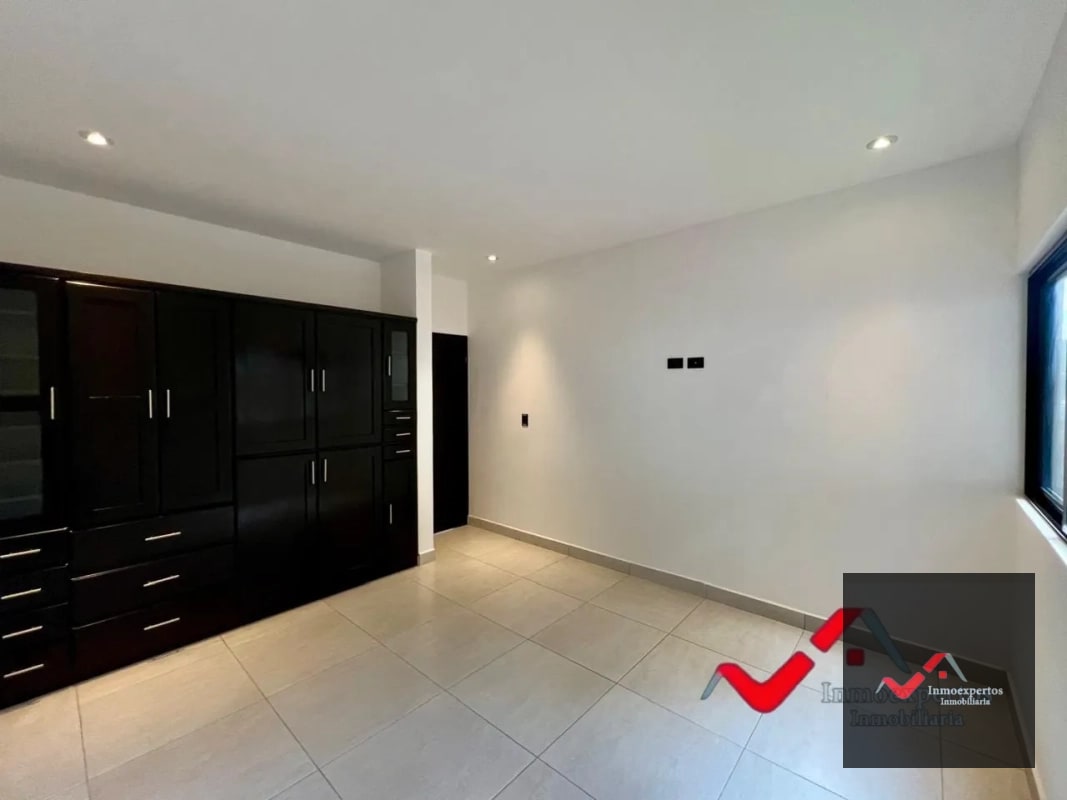 CASA EN VENTA ZONA 16 CARRETERA CRISTO REY PIEDRA PARADA, A 3 MINUTOS DE EL PULTE Y A UN COSTADO DE APARTAMENTOS NAGANO - 12