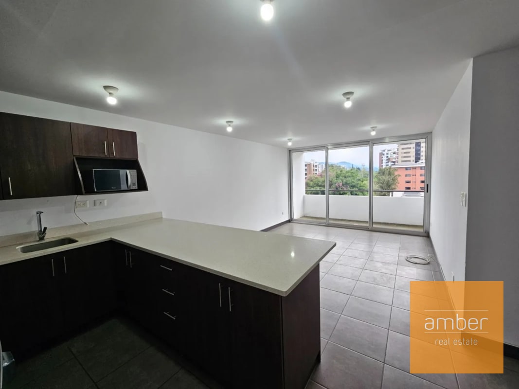 Apartamento en Edificio 3-85, zona 15 - 1