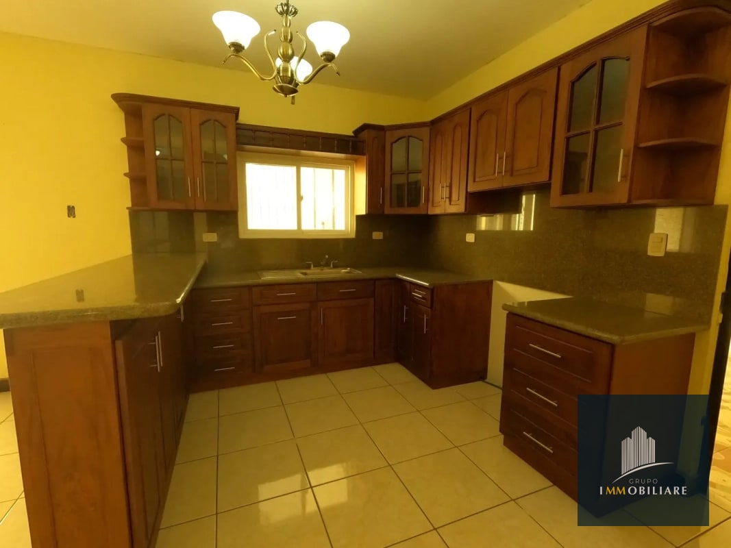 Casa en venta en zona 11 Colonia Roosevelt, Cerca del CUM - 17