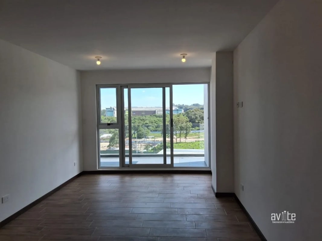 Condado Naranjo, NUVO, 3 habitaciones, sala familiar Q6,000 manto.incluido - 1