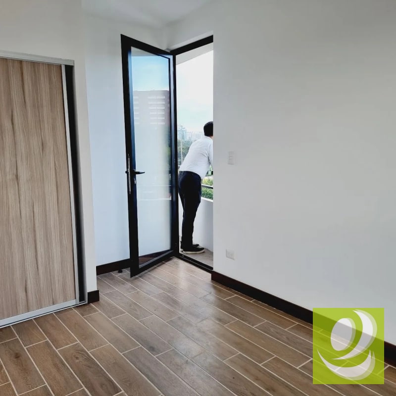 APARTAMENTO EN VENTA ZONA 14 - 1