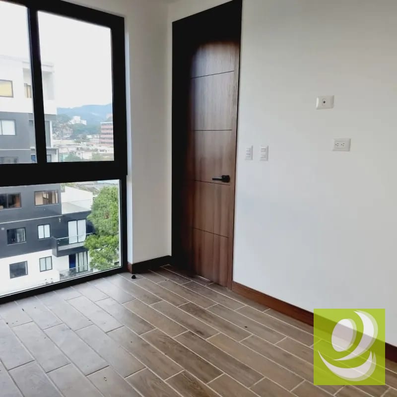APARTAMENTO EN VENTA ZONA 14 — Apartamento en Venta en Vila Catorce, Zona 14, Guatemala, Ciudad — foto 4 de 9