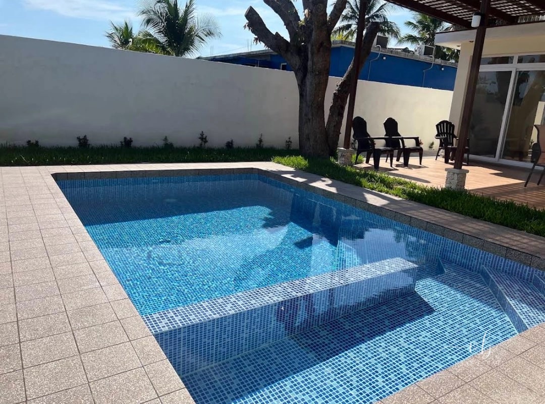 Casa de playa en venta - Monterrico - 11