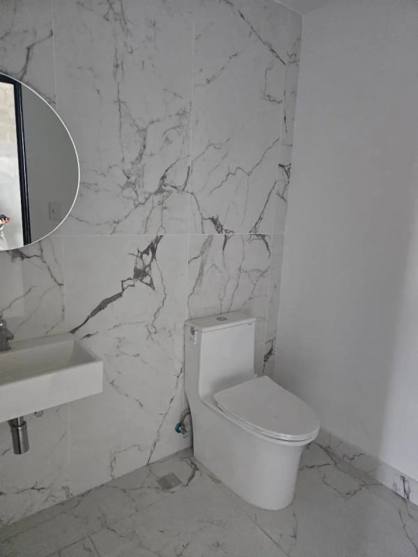 Vendo oficina en Edificio Renovati zona 10 oficina en Edificio Renovati zona 10 — Oficina en Venta en Zona 10, Guatemala, Ciudad — foto 4 de 6