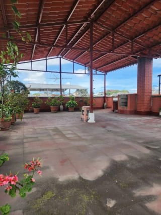 Propiedad Estratégica Z.5: Casa de 3 niveles en Sector en Crecimiento — Casa en Venta en Casa Asunción, Zona 5, Guatemala, Ciudad — miniatura 2 de 17