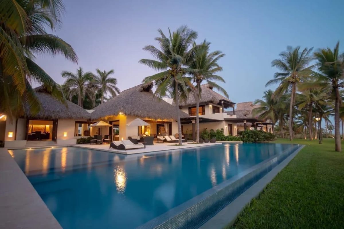 HERMOSA CASA VENTA y RENTA MONTERRICO — Casa vacacional en Venta en Iztapa, Escuintla — foto 11 de 13