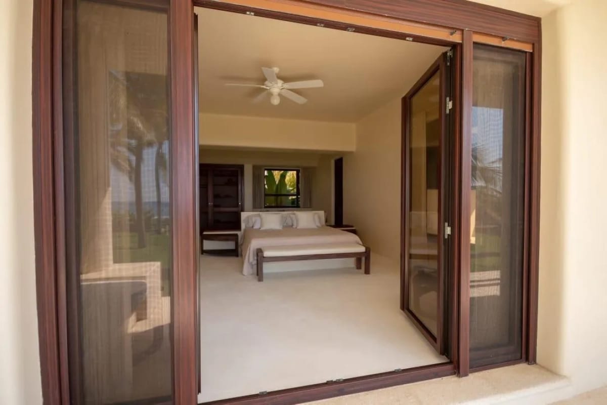 HERMOSA CASA VENTA y RENTA MONTERRICO — Casa vacacional en Venta en Iztapa, Escuintla — foto 2 de 13