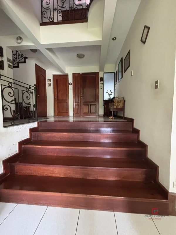 Hermosa casa en venta en Residencial La Suiza KM 16 CAES - 4