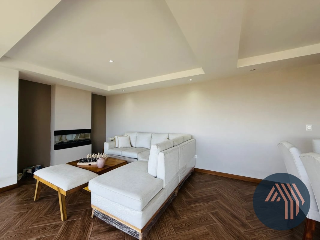 VENTA DE HERMOSO APARTAMENTO - IKARIA, VH1 ZONA 15 - 5