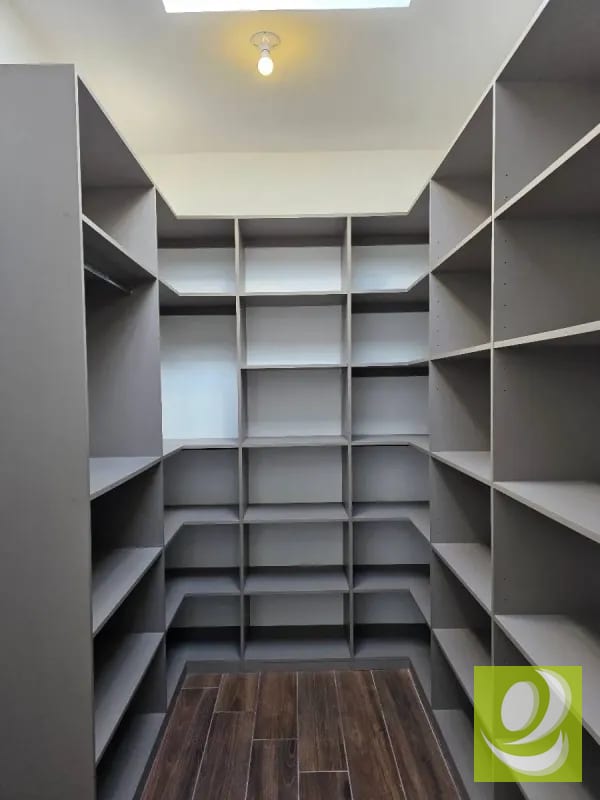 ESCTRENA CASA EN VENTA EN LAS 3 CEIBAS DE SAN CRISTOBAL ZONA 8 MIXCO — Casa en Venta en Zona 8 Mixco, Guatemala, Ciudad — foto 6 de 15