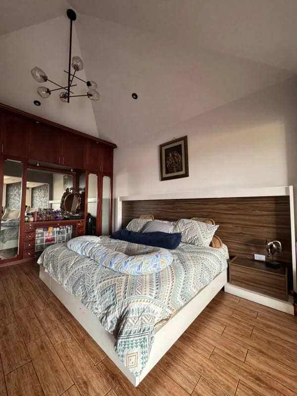 Casa San Cristobal Sector B1 — Casa en Venta en Zona 8 Mixco, Guatemala, Ciudad — foto 8 de 17