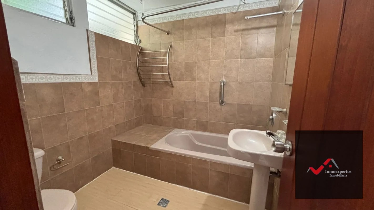 Casa en Venta El Prado, Zona 10 - 3