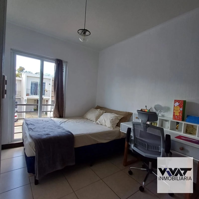 Linda casa en venta en Condominio La Reserva Km 26.5 carretera a el Salvador Villa Canales 📍 - 10