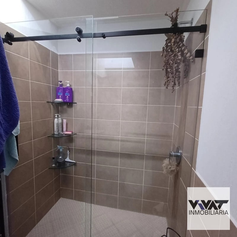 Linda casa en venta en Condominio La Reserva Km 26.5 carretera a el Salvador Villa Canales 📍 - 6