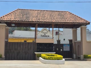 Casa en VENTA, Santa Lucia Milpas Altas Residencial Vistas de Florencia — Casa en Venta en Santa Lucía Milpas Altas, Sacatepéquez — miniatura 1 de 11