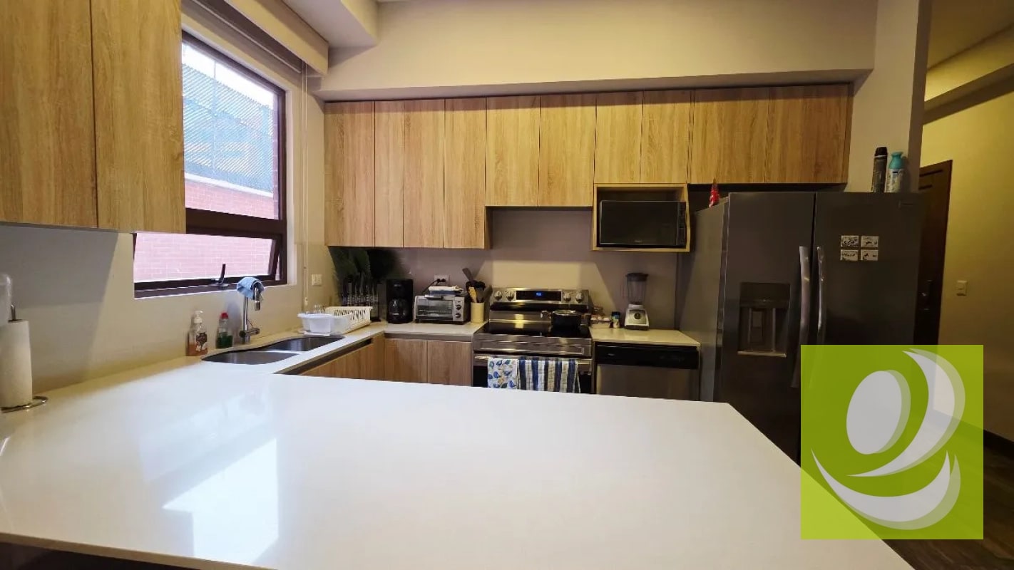 VENDO APARTAMENTO EN SALVATTORE ZONA 10 - 5