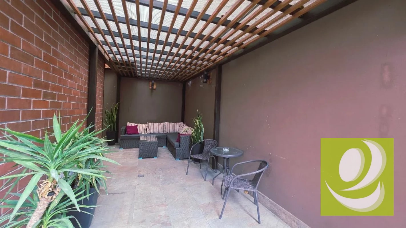 VENDO APARTAMENTO EN SALVATTORE ZONA 10 - 13