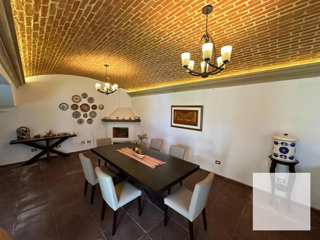 Residencia con potencial para Airbnb en Antigua Guatemala - 11